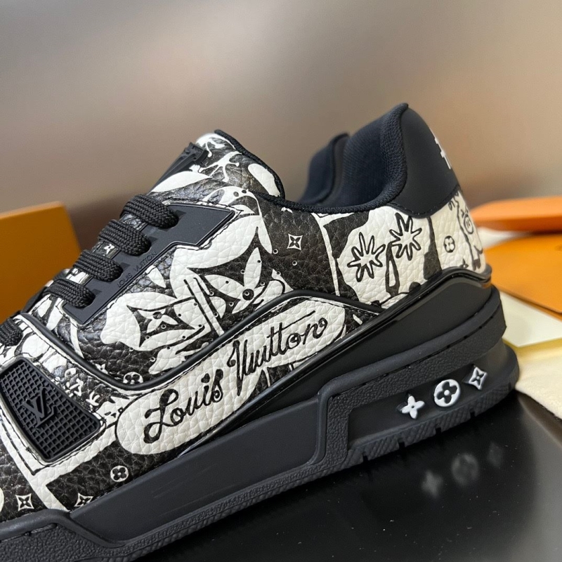 Louis Vuitton Sneakers